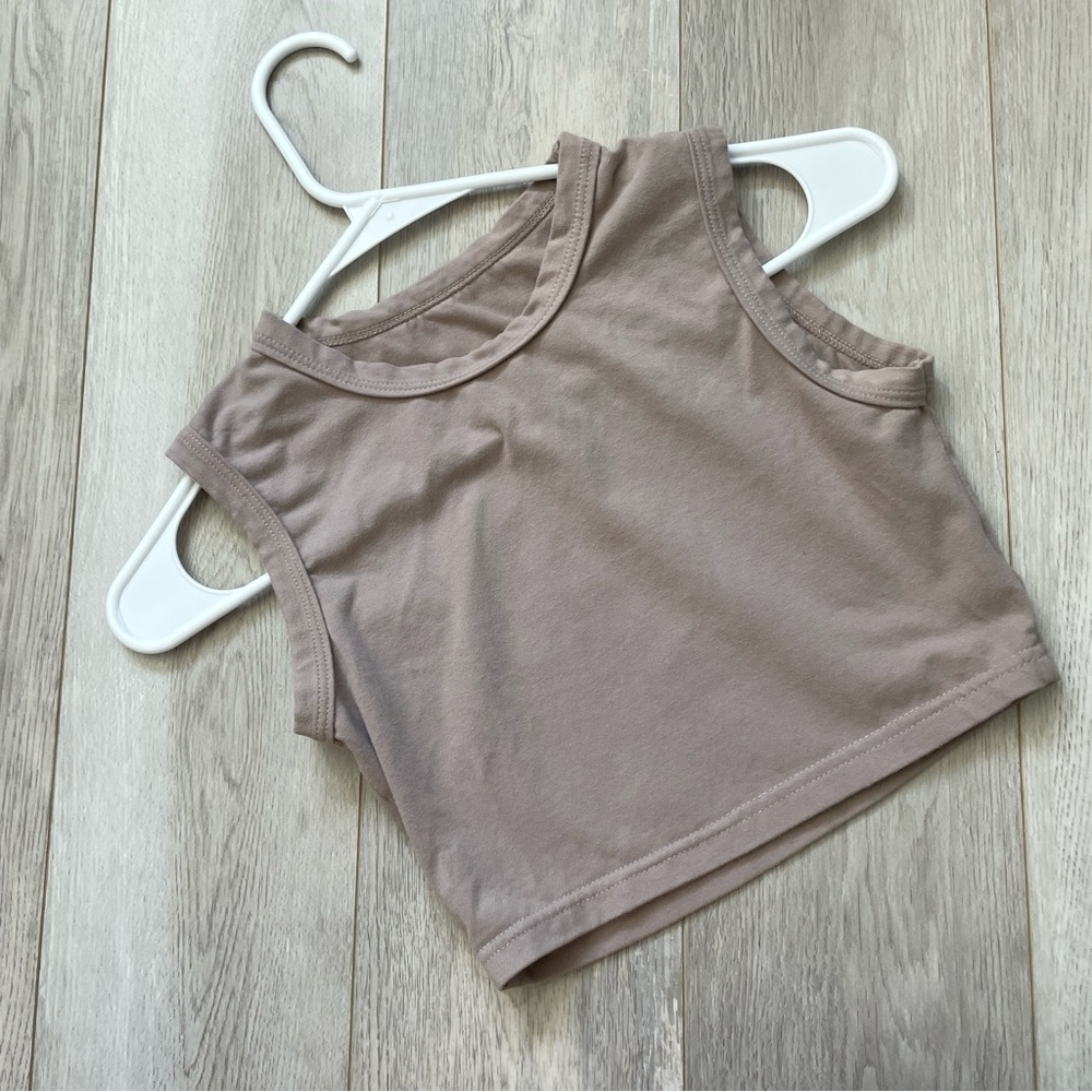 Adanola Crop Tank Top sleeveless womens Tan xsmall minimalist athleisure casual